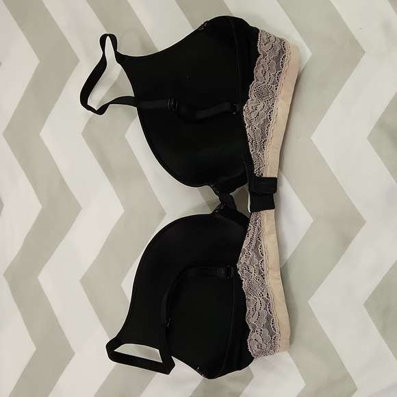 Calvin Klein Laced Push Up Bra - Size 34C - Picture 3 of 4